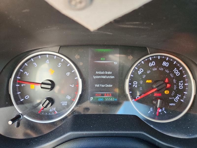 2020 TOYOTA RAV4 LE 9