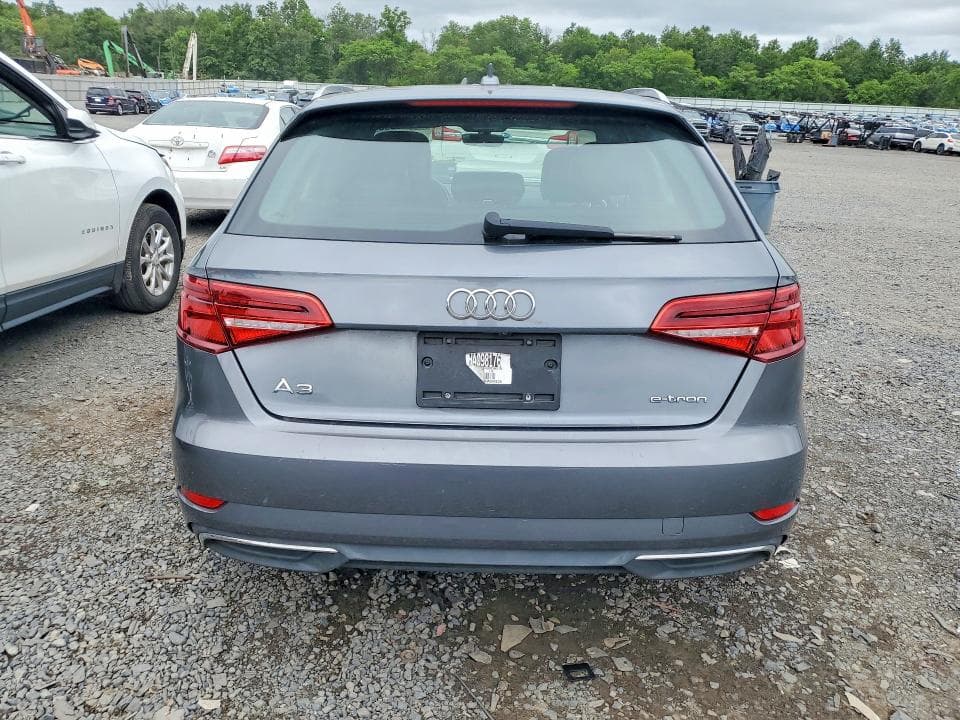 2017 AUDI A3 E-TRON PREMIUM 6