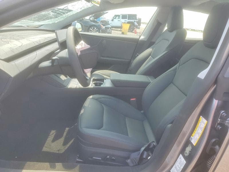 2026 TESLA MODEL 3 7