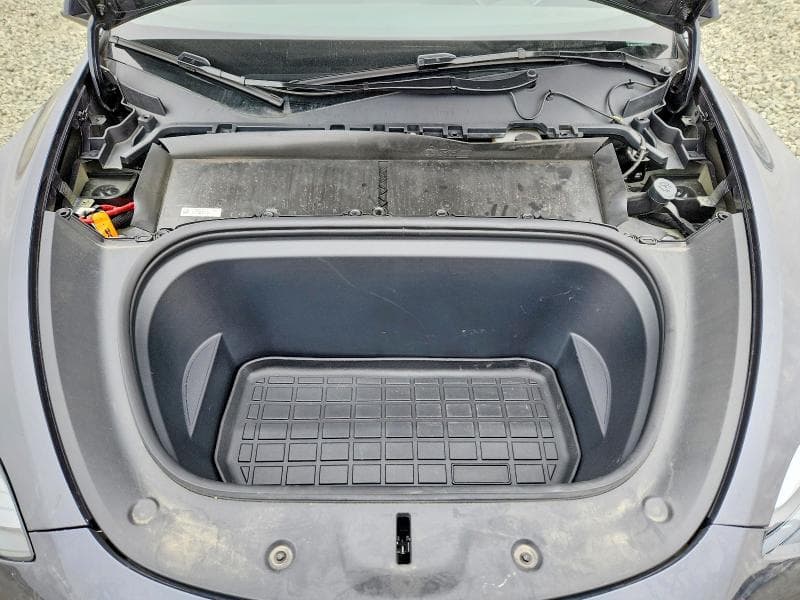 2025 TESLA MODEL Y 11