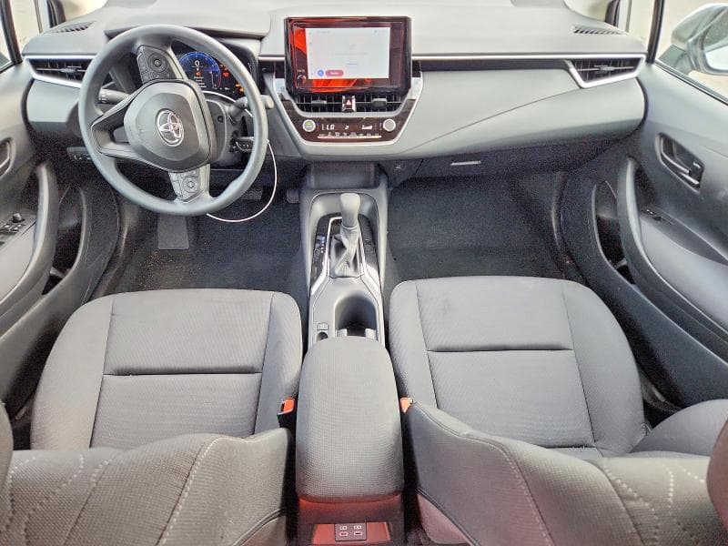2026 TOYOTA COROLLA LE 8
