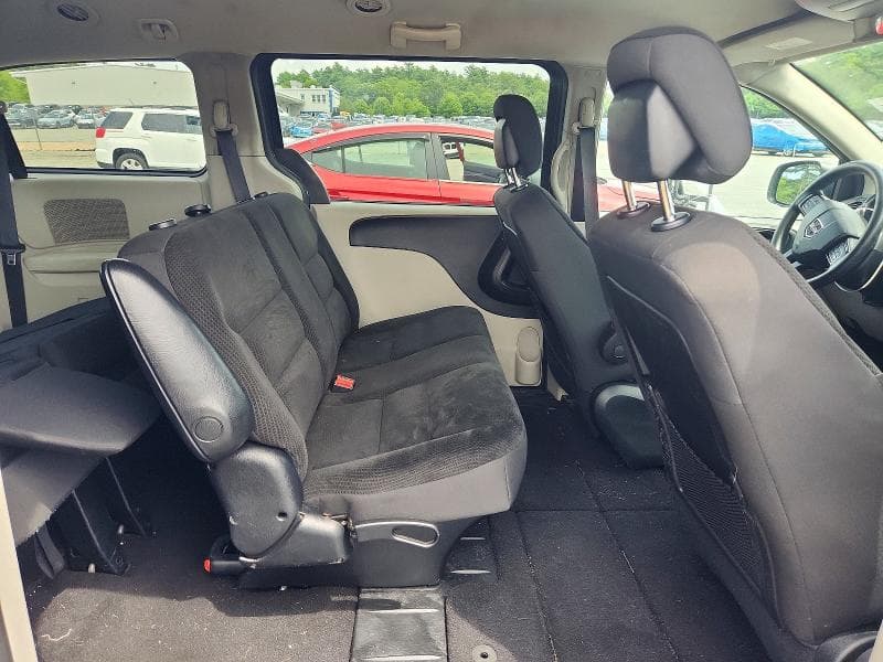 2019 DODGE GRAND CARAVAN SE 11
