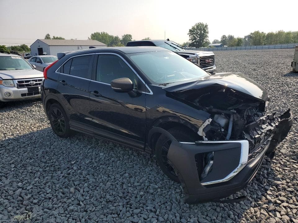 2020 MITSUBISHI ECLIPSE CROSS LE 4