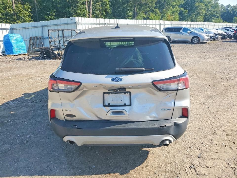 2020 FORD ESCAPE SE 6