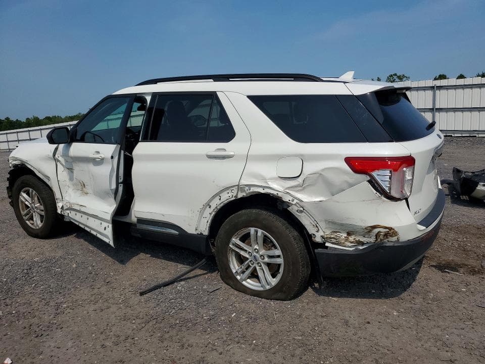 2024 FORD EXPLORER XLT 2