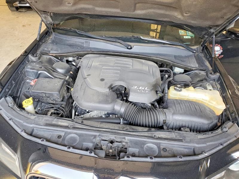 2018 CHRYSLER 300 TOURING 11
