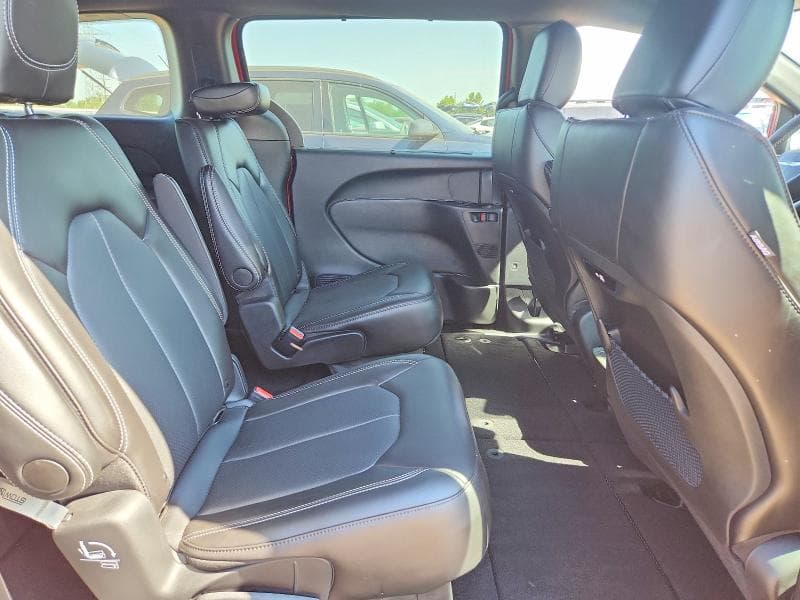 2026 CHRYSLER PACIFICA SELECT 11