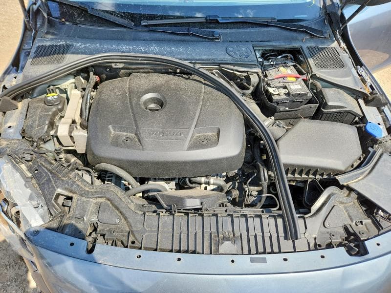 2018 VOLVO S60 DYNAMIC 11