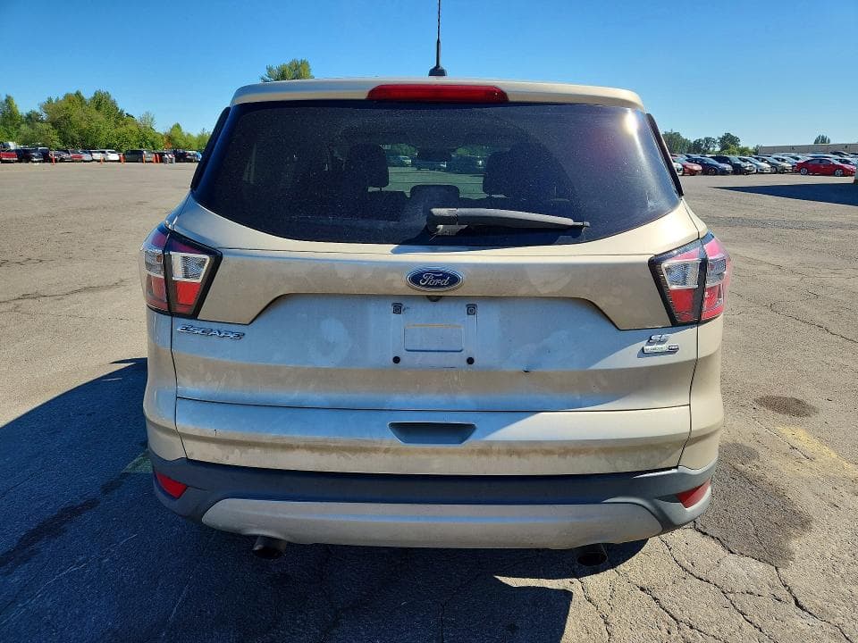 2017 FORD ESCAPE SE 6