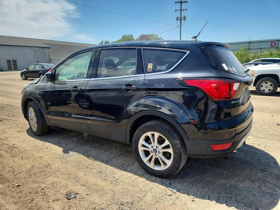 2019 FORD ESCAPE SE 2