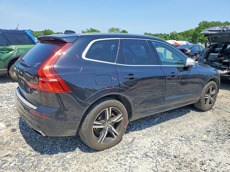 2019 VOLVO XC60 T8 R-DESIGN 3