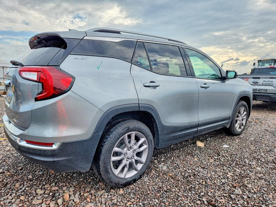 2023 GMC TERRAIN SLT 3