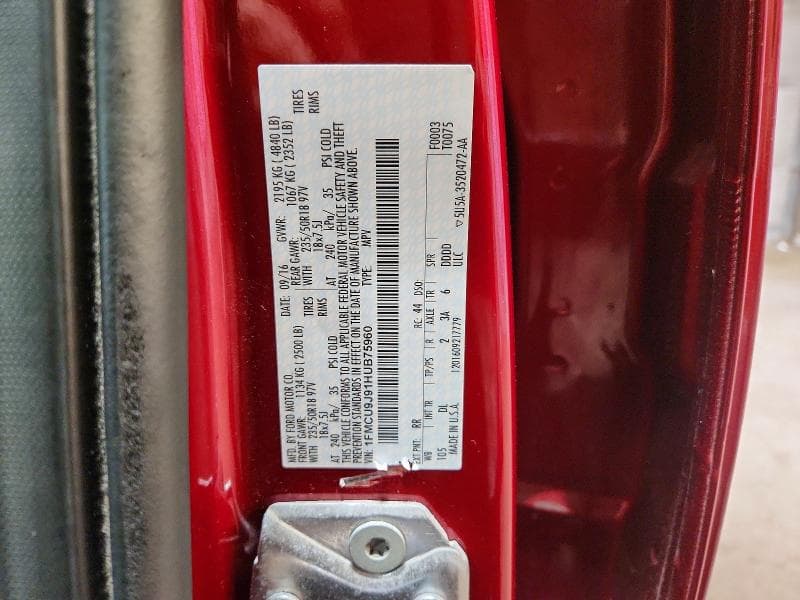 2017 FORD ESCAPE TITANIUM 14