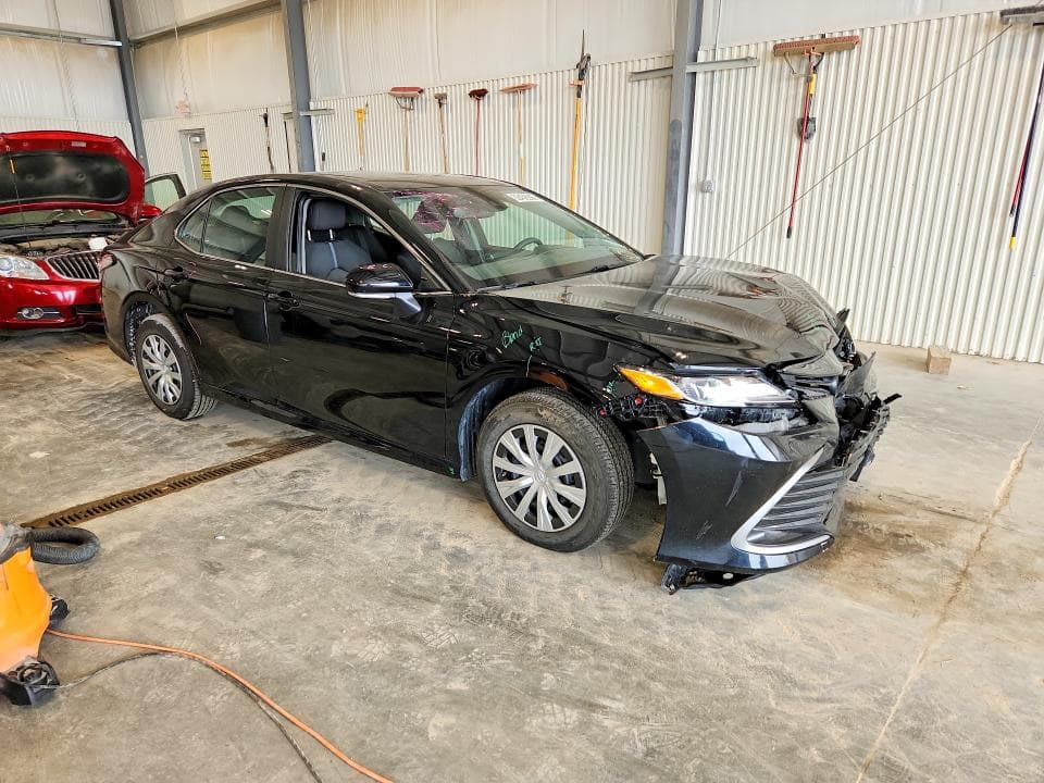 2024 TOYOTA CAMRY LE 4