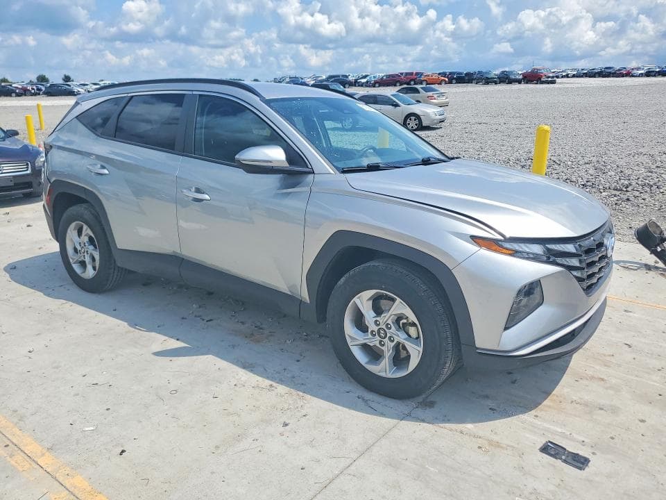 2023 HYUNDAI TUCSON SEL 4