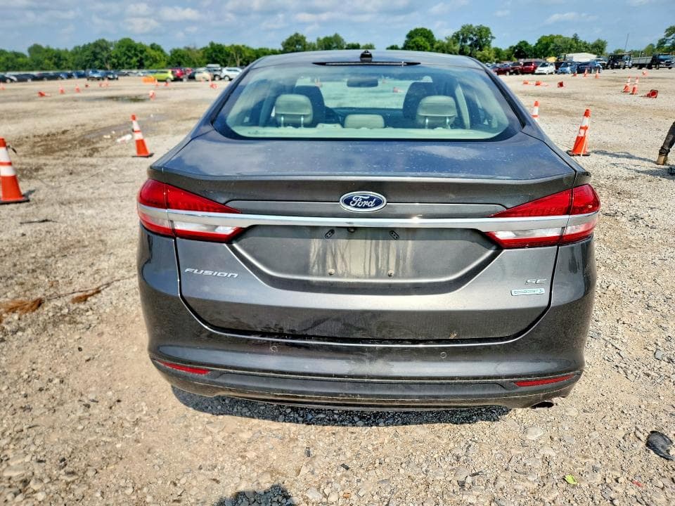 2017 FORD FUSION SE 6