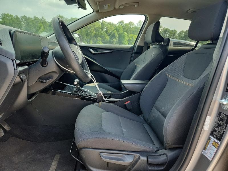 2023 KIA NIRO LX 7