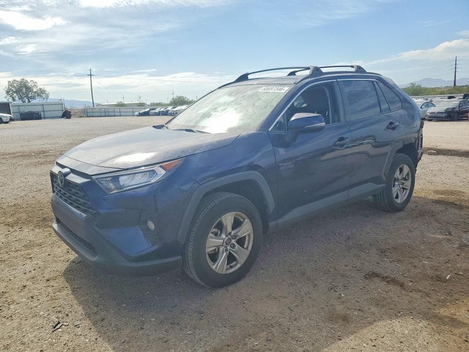 2021 TOYOTA RAV4 XLE - 1