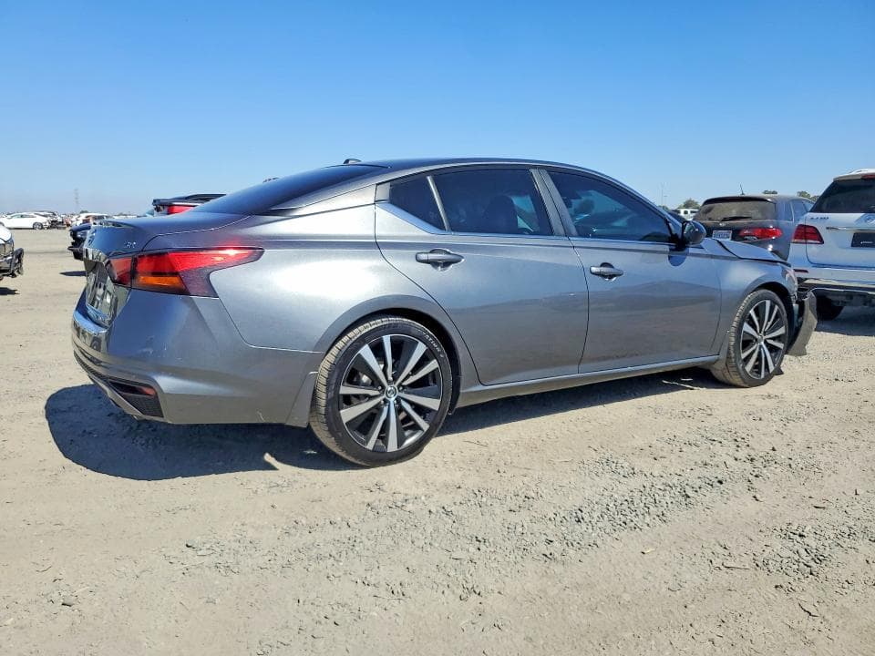 2020 NISSAN ALTIMA 3
