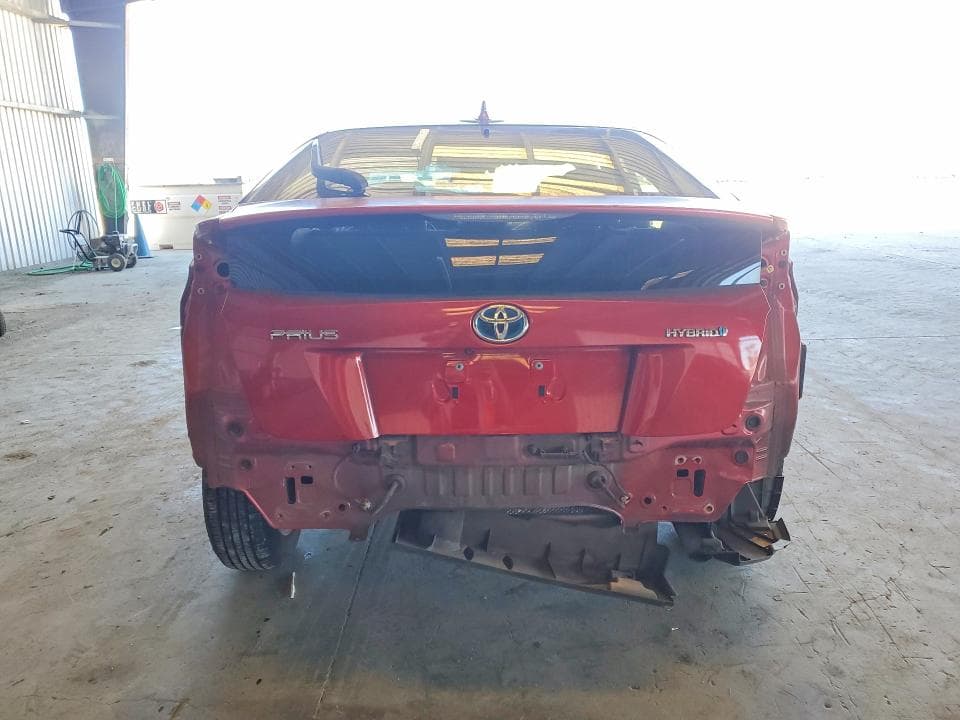 2017 TOYOTA PRIUS THREE TOURING 6