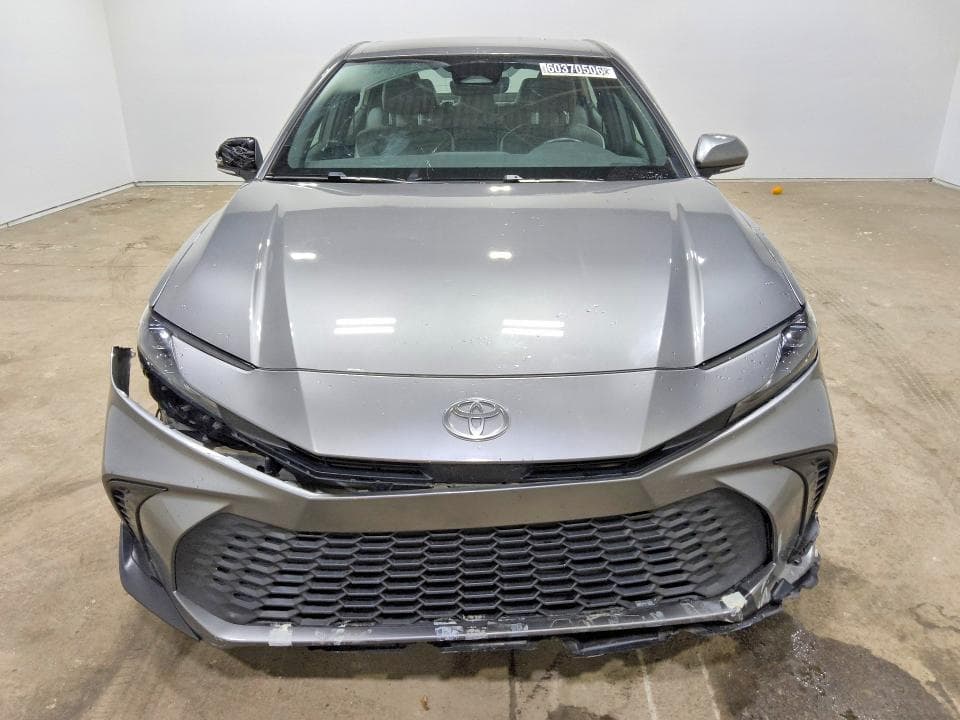2025 TOYOTA CAMRY SE 5