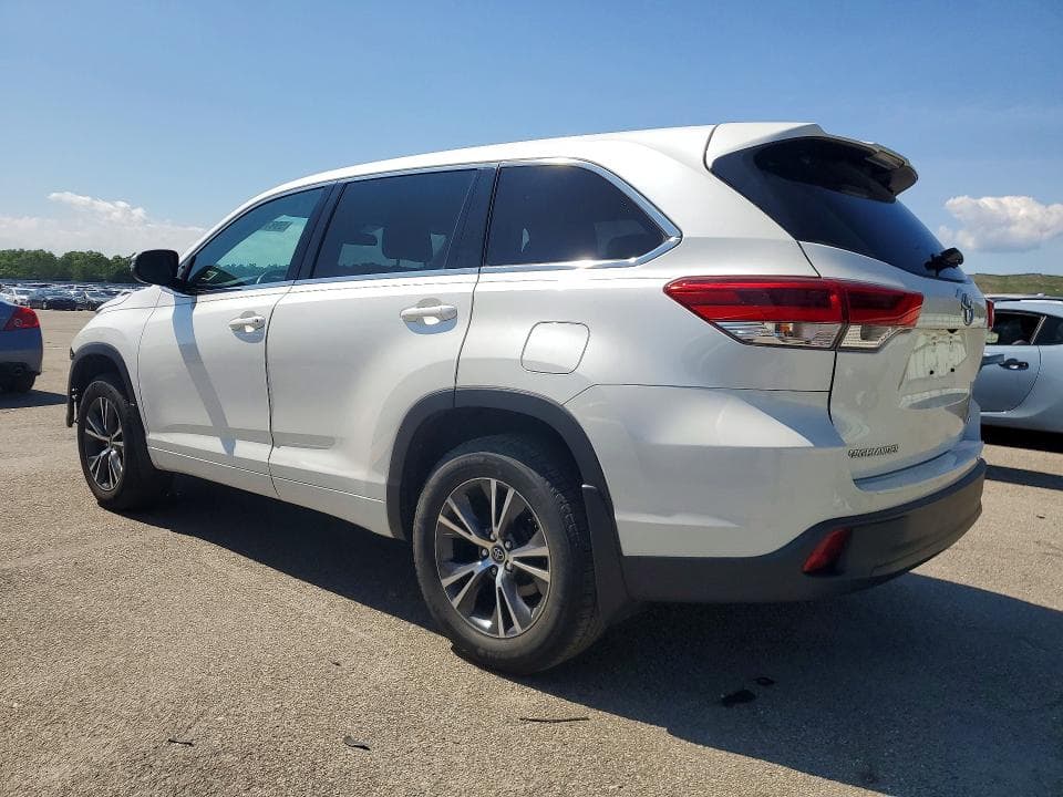 2017 TOYOTA HIGHLANDER LE PLUS 2
