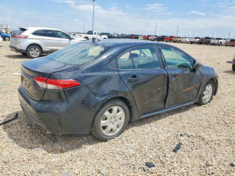 2022 TOYOTA COROLLA LE 3