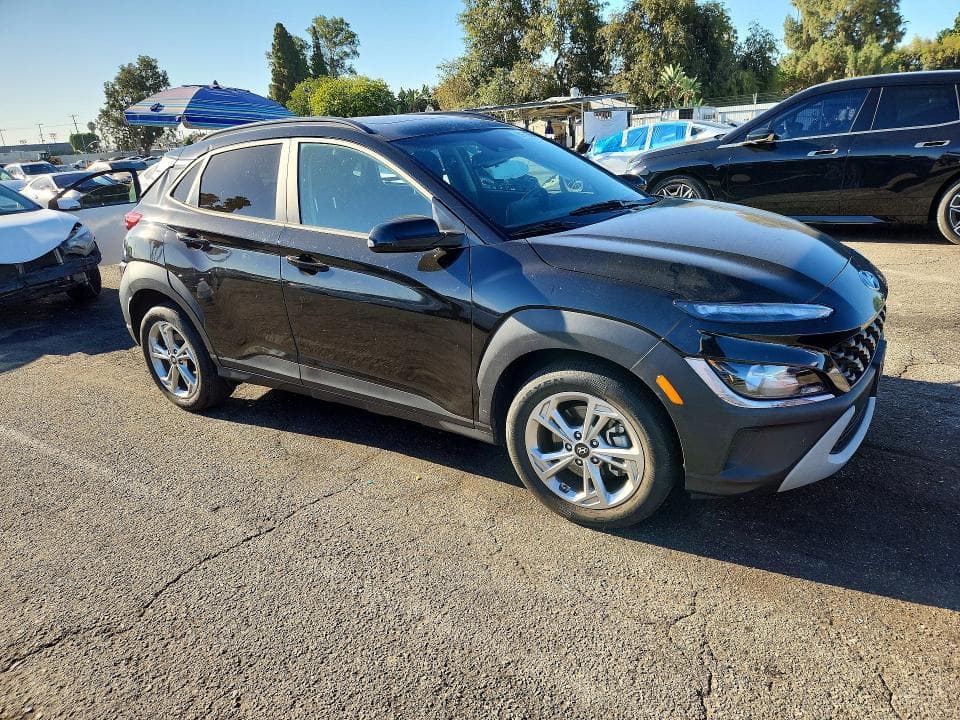 2023 HYUNDAI KONA SEL 4