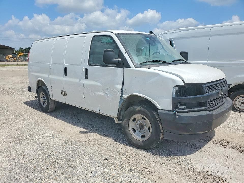 2025 CHEVROLET EXPRESS G2500 4