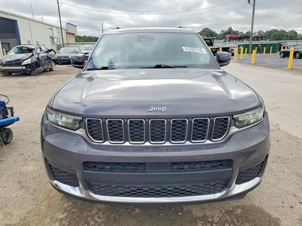 2023 JEEP GRAND CHEROKEE L LAREDO 5