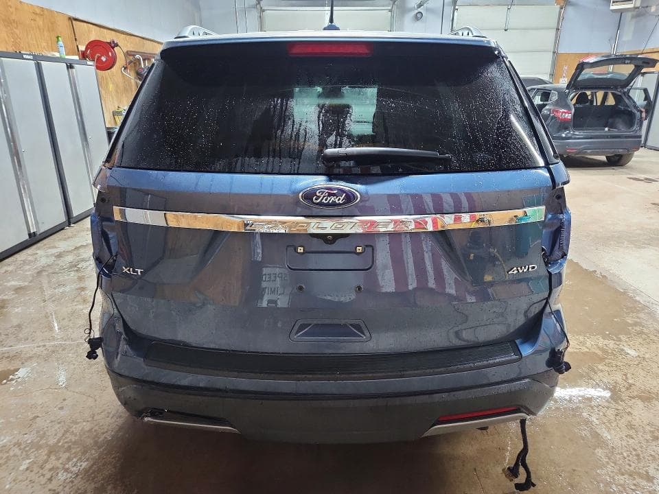 2019 FORD EXPLORER XLT 6