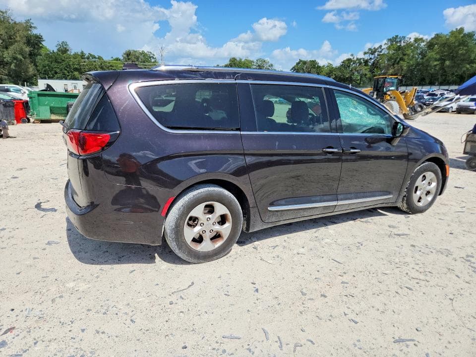 2017 CHRYSLER PACIFICA TOURING L PLUS 3