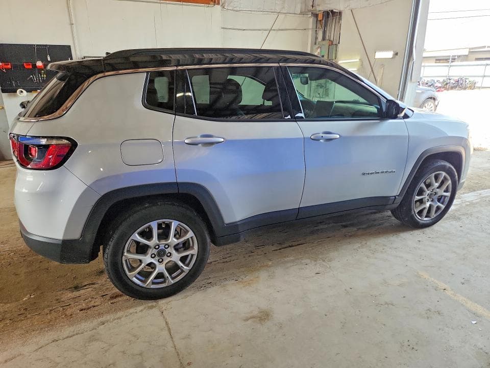 2025 JEEP COMPASS LIMITED 3