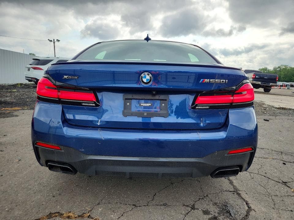 2023 BMW M550XI 6