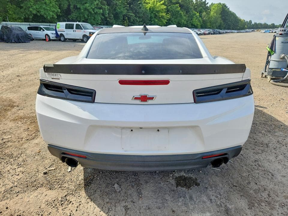 2018 CHEVROLET CAMARO LT 6