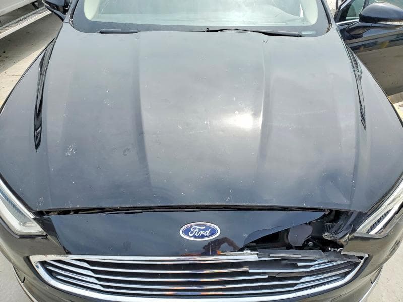2019 FORD FUSION SEL 11