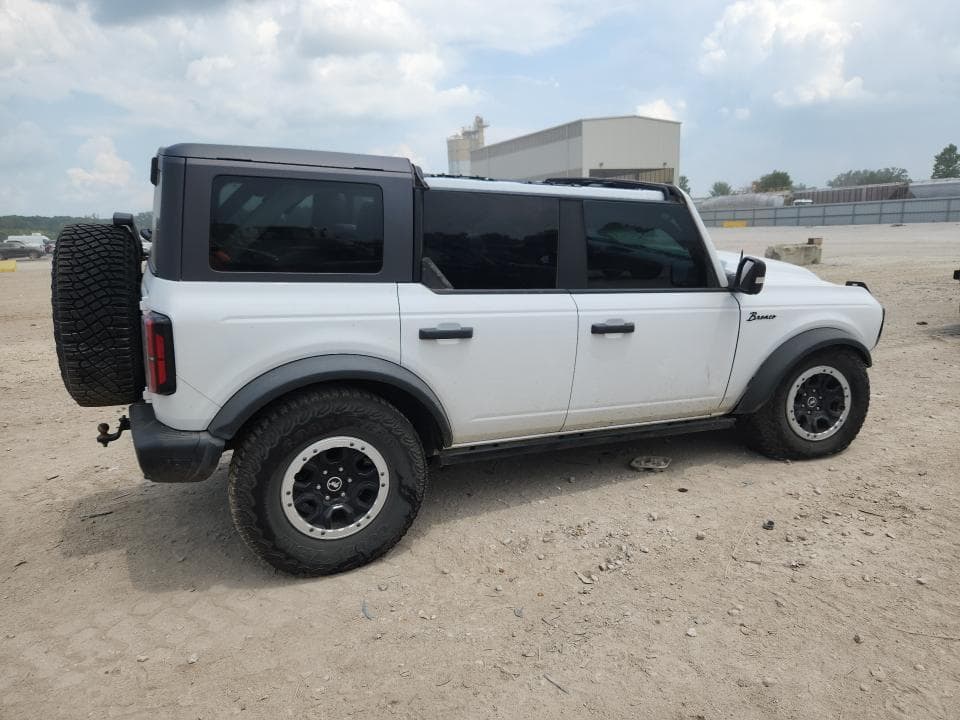 2023 FORD BRONCO BASE 3