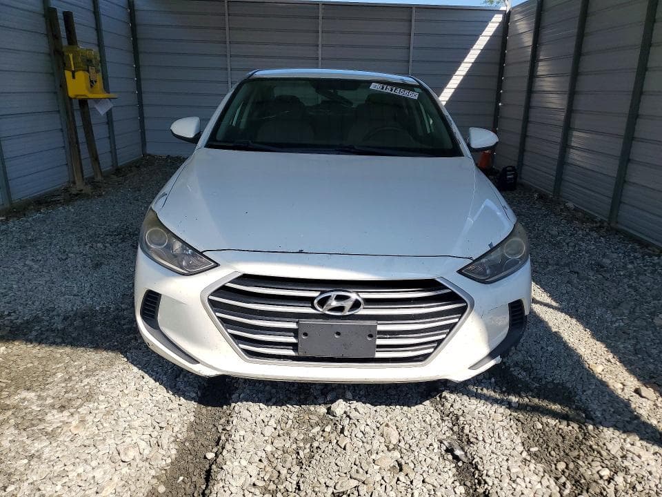 2017 HYUNDAI ELANTRA SE 5