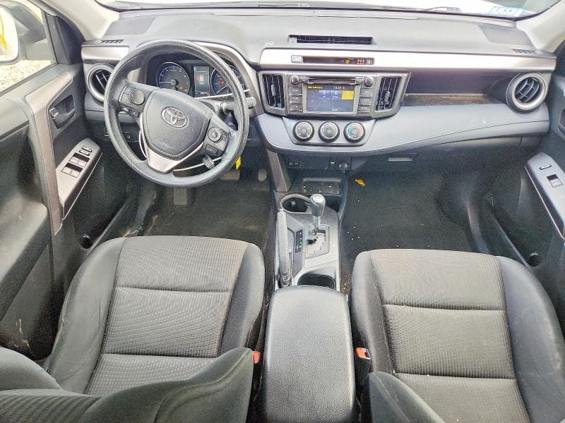 2017 TOYOTA RAV4 LE 8