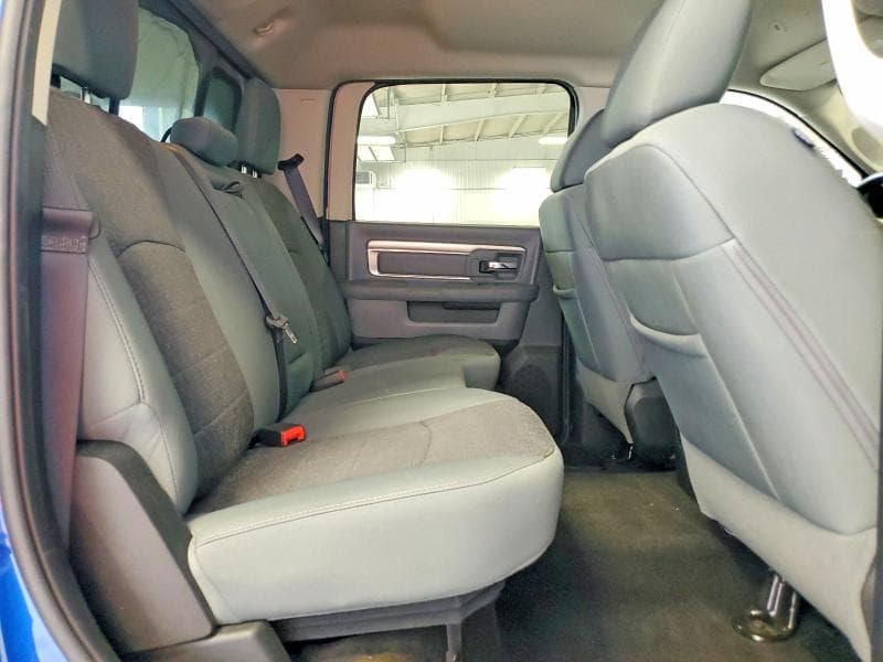2017 RAM 1500 SLT 10
