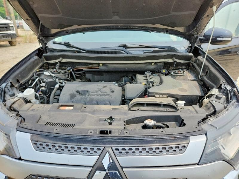 2019 MITSUBISHI OUTLANDER SE 12