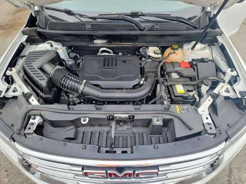 2022 GMC ACADIA SLE 12