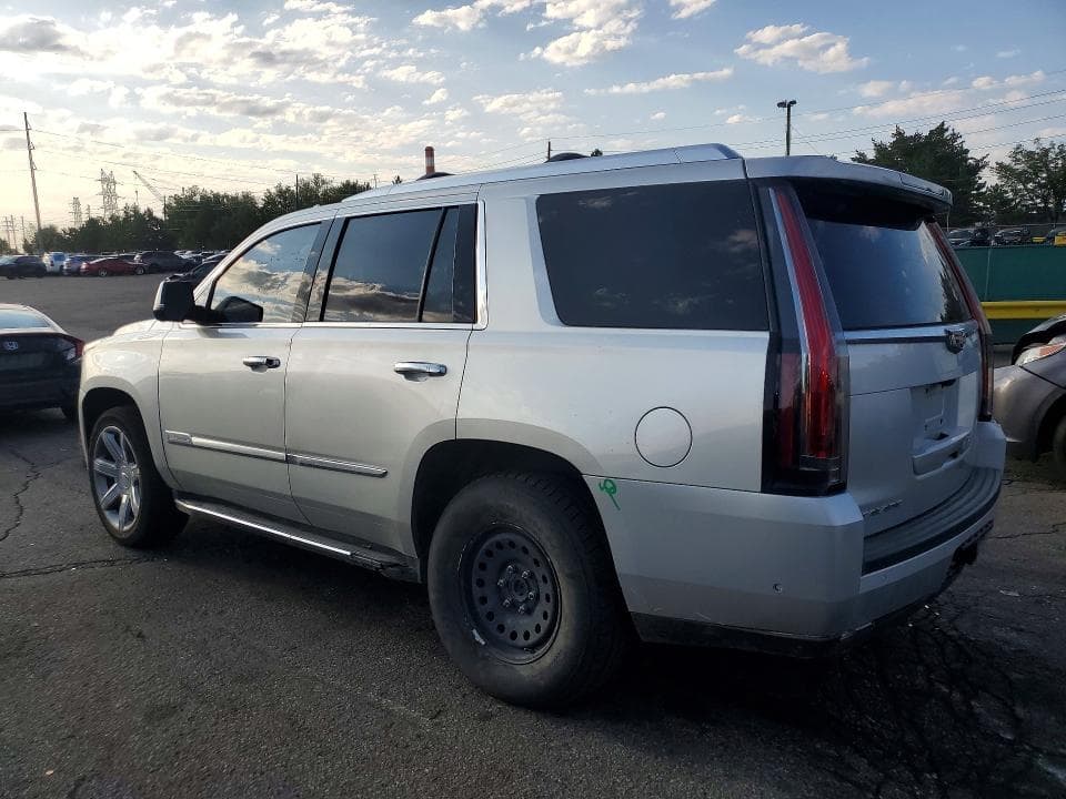 2018 CADILLAC ESCALADE LUXURY 2