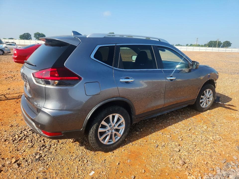 2020 NISSAN ROGUE SV 3