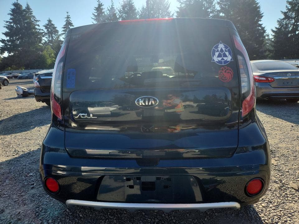 2017 KIA SOUL + 6