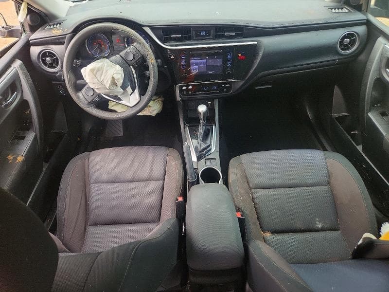 2019 TOYOTA COROLLA LE 8