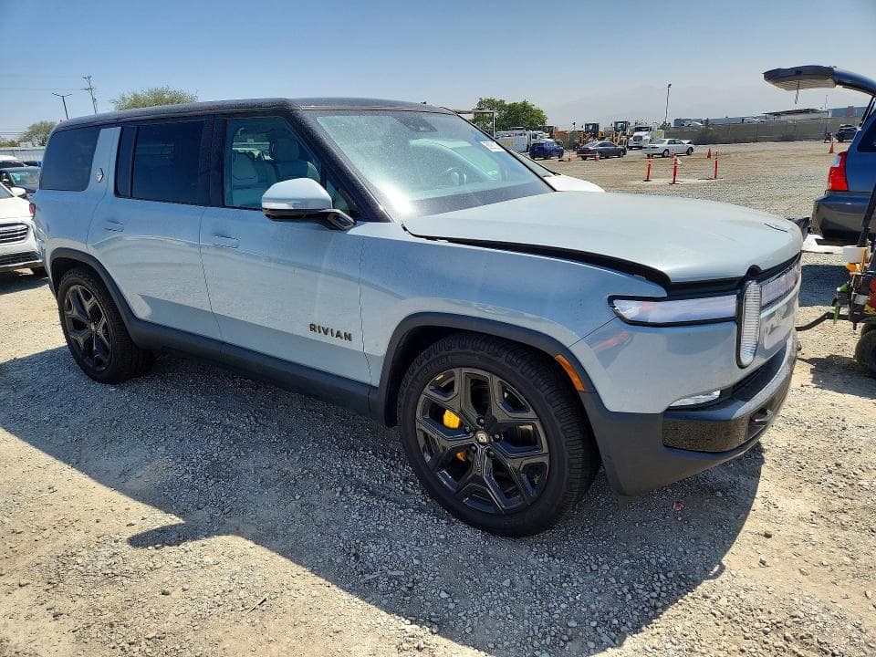 2023 RIVIAN R1S ADVENTURE 4