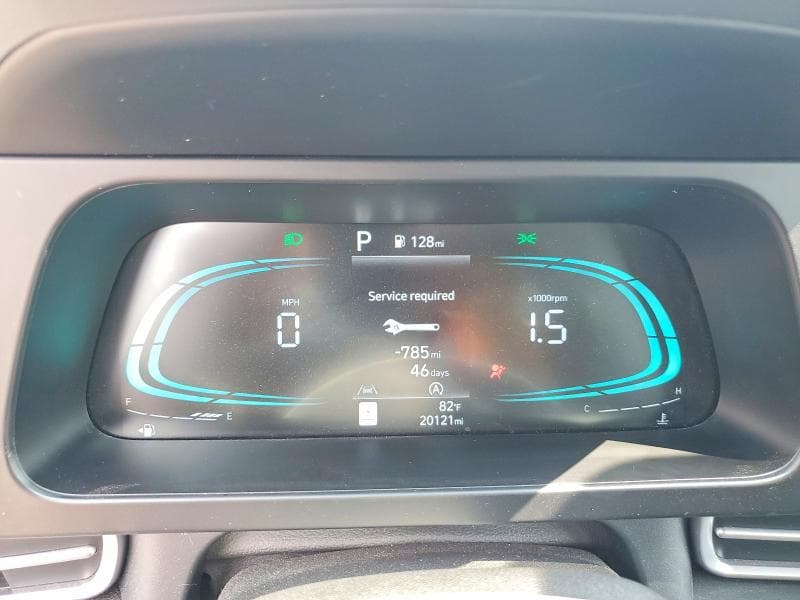2025 HYUNDAI ELANTRA SE 9