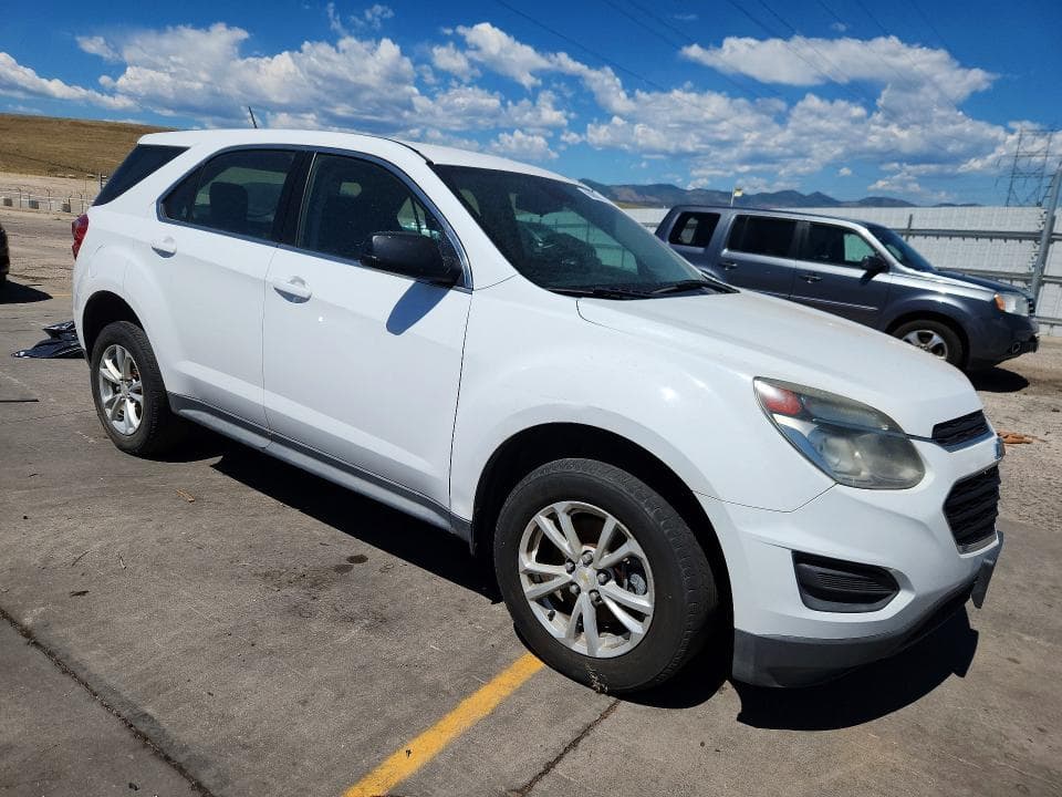 2017 CHEVROLET EQUINOX LS 4