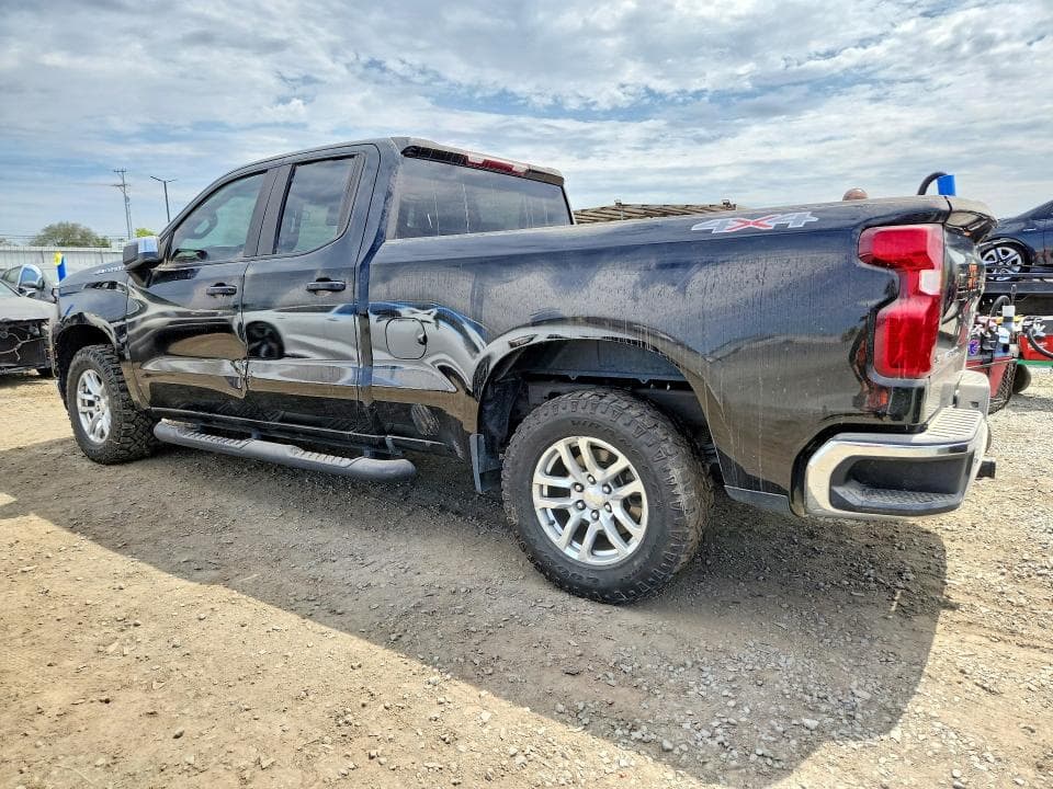 2020 CHEVROLET SILVERADO K1500 LT 2
